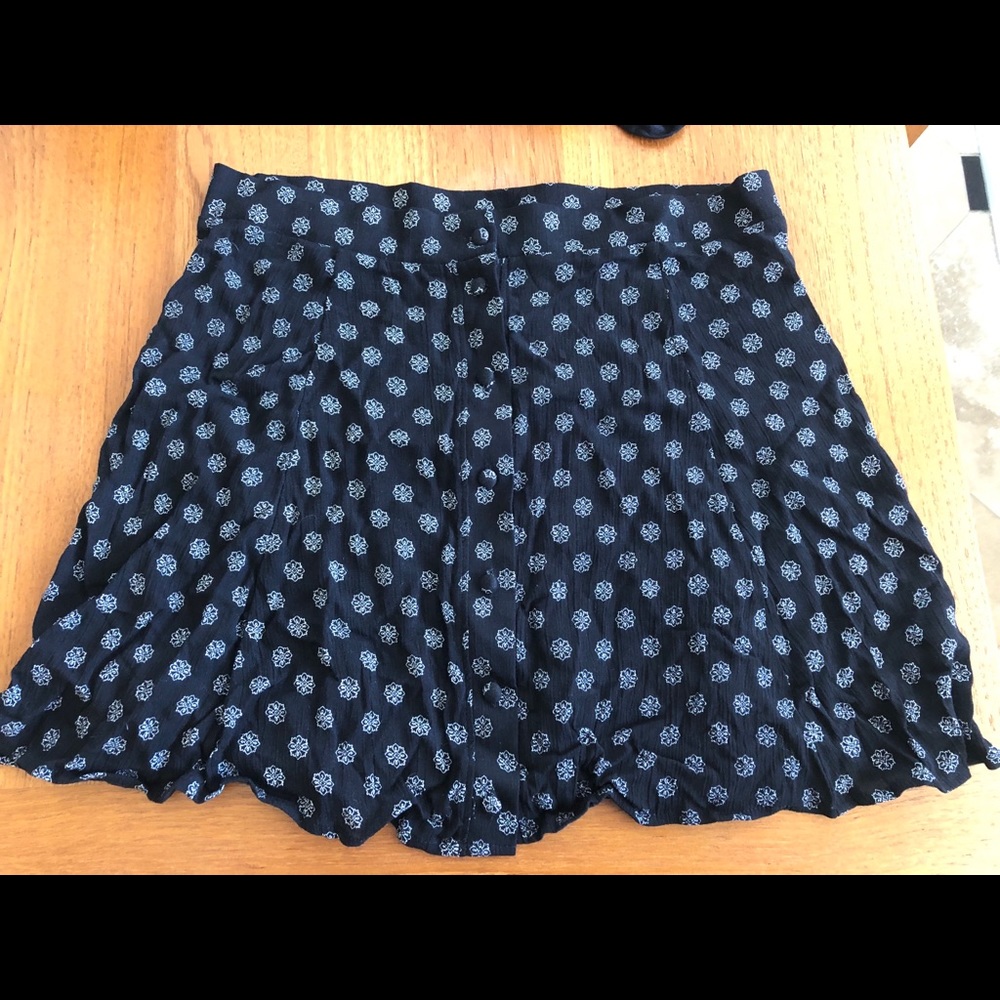 NWT L.A. Hearts Skirt